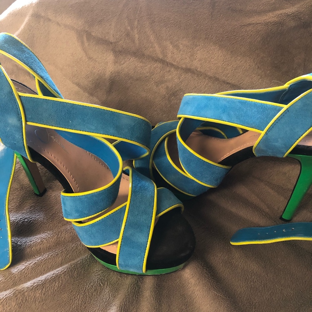 Shoes